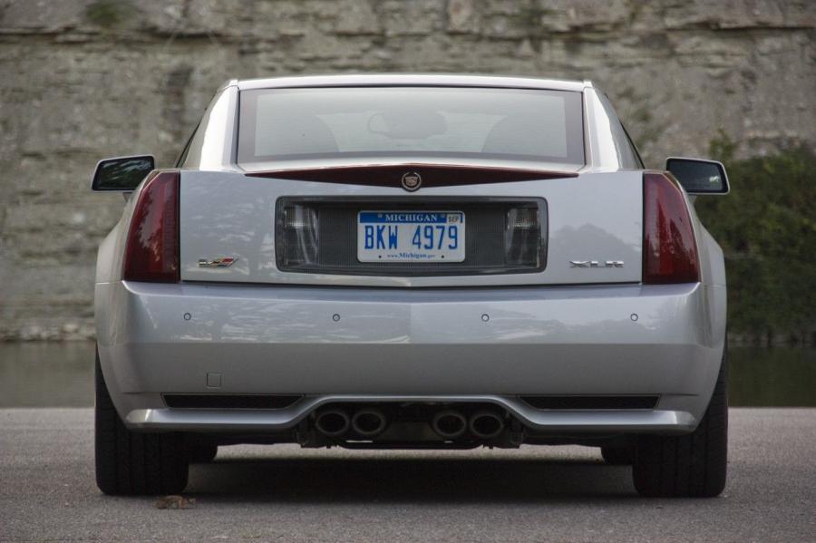  Cadillac XLR-V 2009 года  (фото 11 из 55)